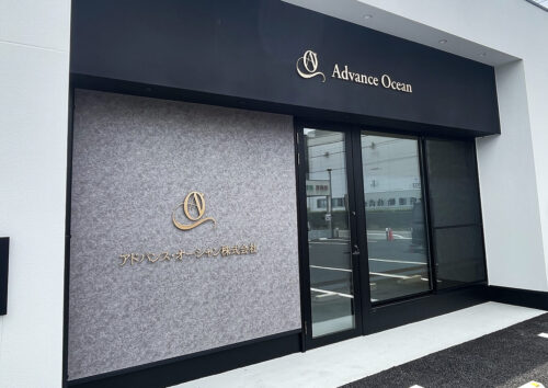 金属切り文字看板